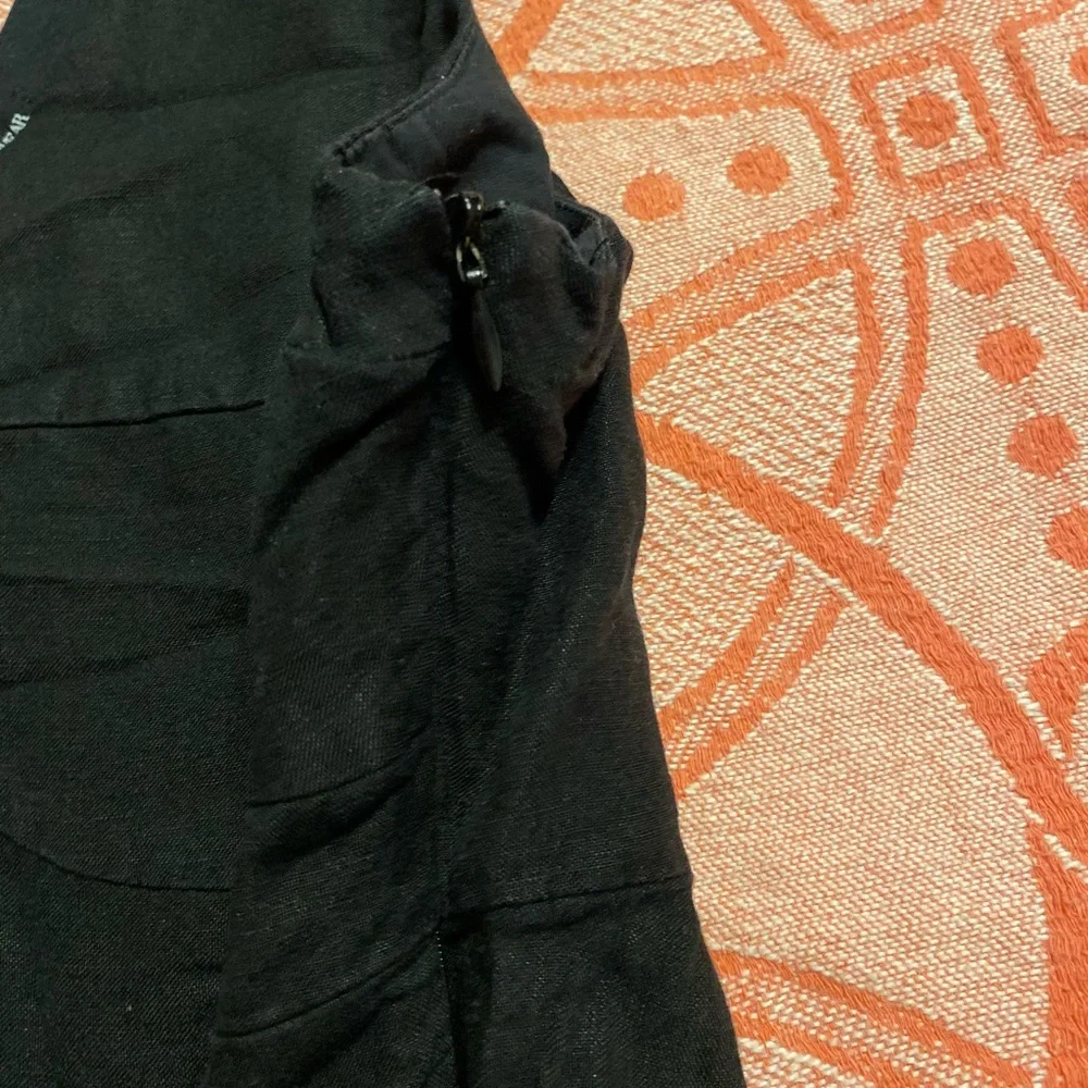 Who What Wear black peplum linen camisole - Picture 7 of 7